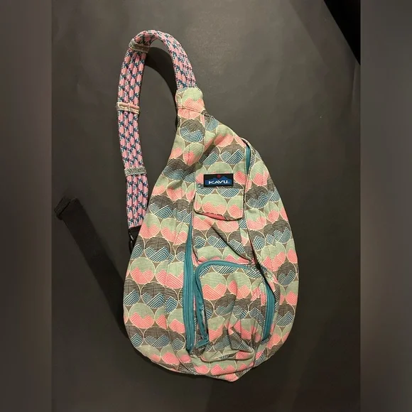 Kavu | Bags | Kavu Womens Patterned Sling Bag Pink And Blue  display picture 2